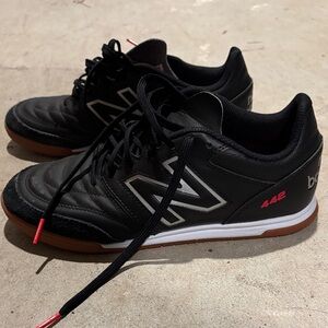 New Balance Black and White Men's Sneakers